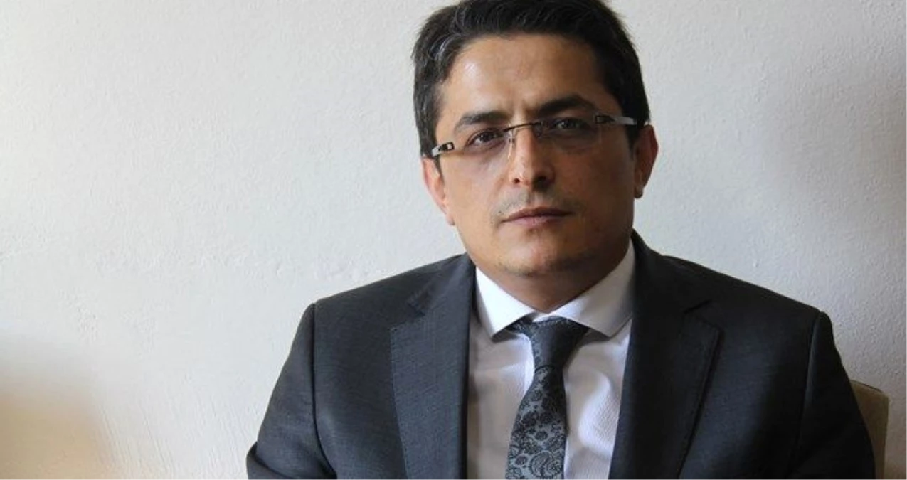 AK Parti\'li Sedat Özdemir, "FETÖ Avukatı" İddiaları Nedeniyle İstifa Etti