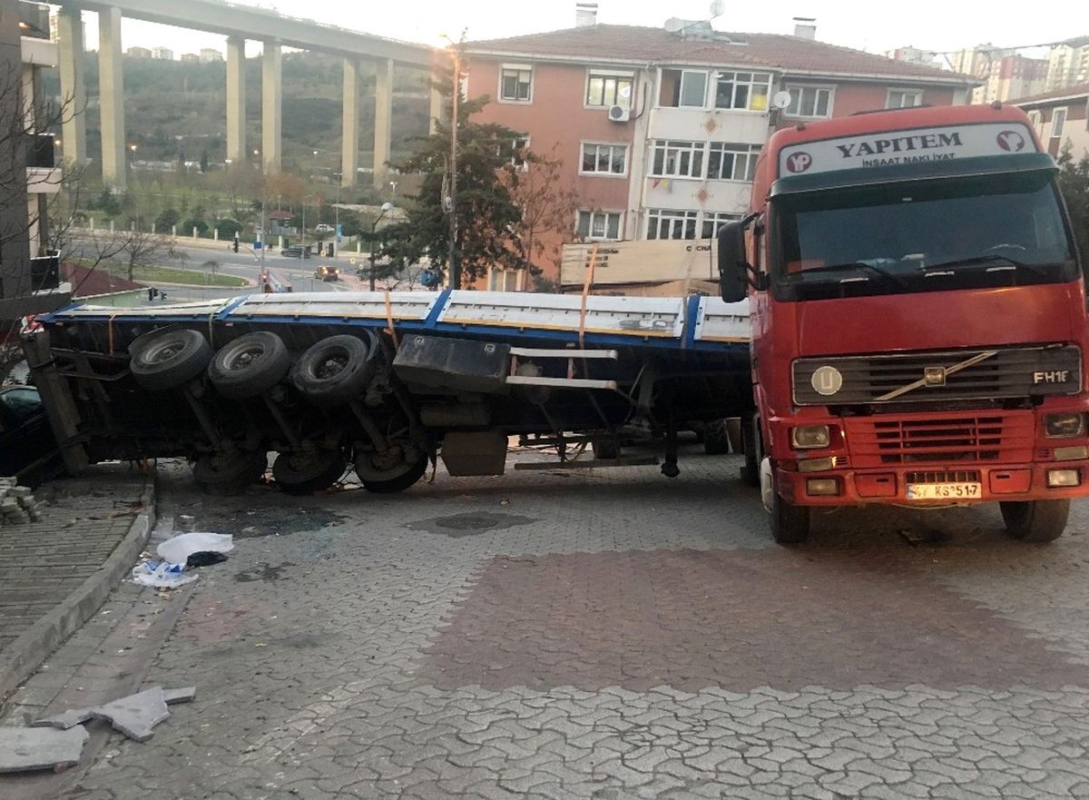 Kağıthane\'de Faciadan Dönüldü