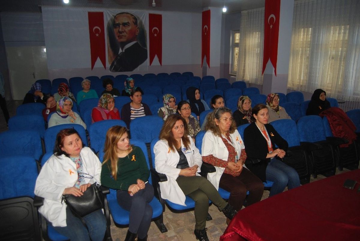 Malkara\'da "Kadına Şiddet" Konulu Seminer