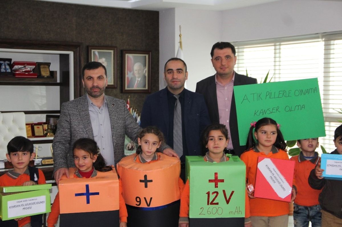Öğrencilerden Atık Pil Projesi