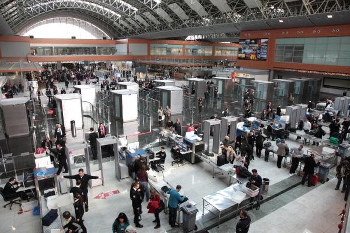 Sabiha Gökçen\'de Yolcu Sayısı 11 Ayda 28 Milyon 7 Yüz Bine Ulaştı