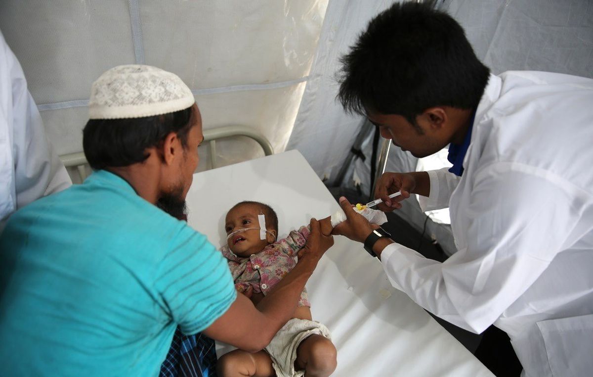 Sınır Tanımayan Doktorlar: "Myanmar\'da 6 Bin 700\'den Fazla Arakanlı Öldürüldü"