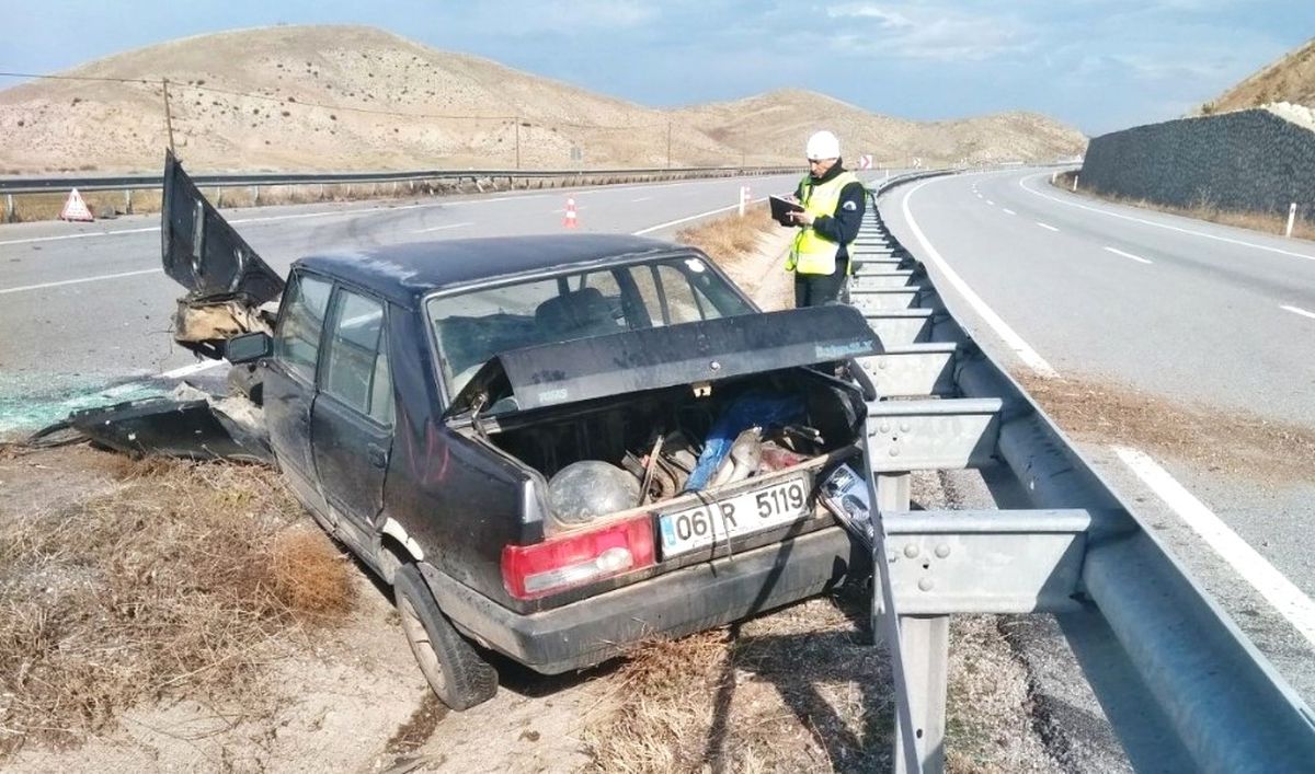 Sungurlu\'da Trafik Kazası: 3 Yaralı