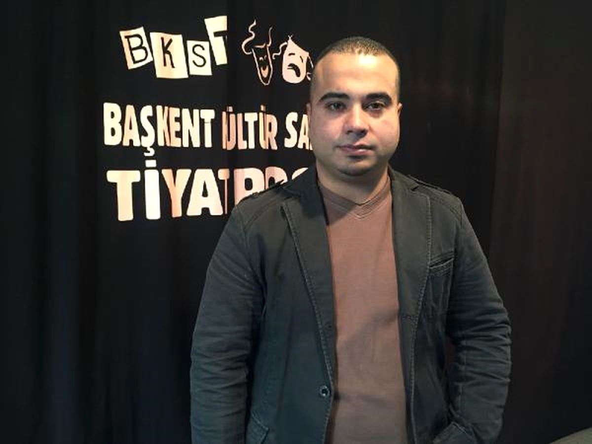 Tiyatro Oyuncusuna Sahnede Saldırı (2)