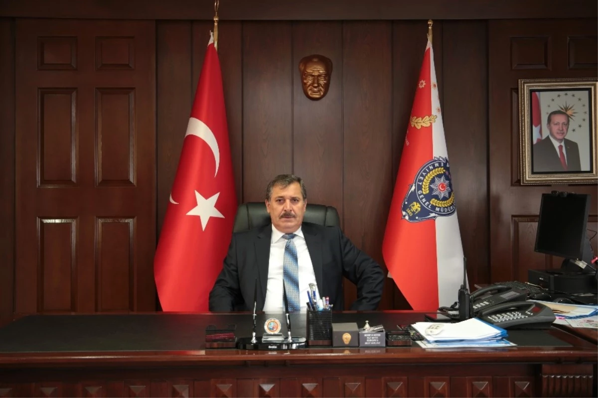 Trabzon Emniyet Müdürü Orhan Çevik İlginç Uygulamaları ile Dikkat Çekiyor