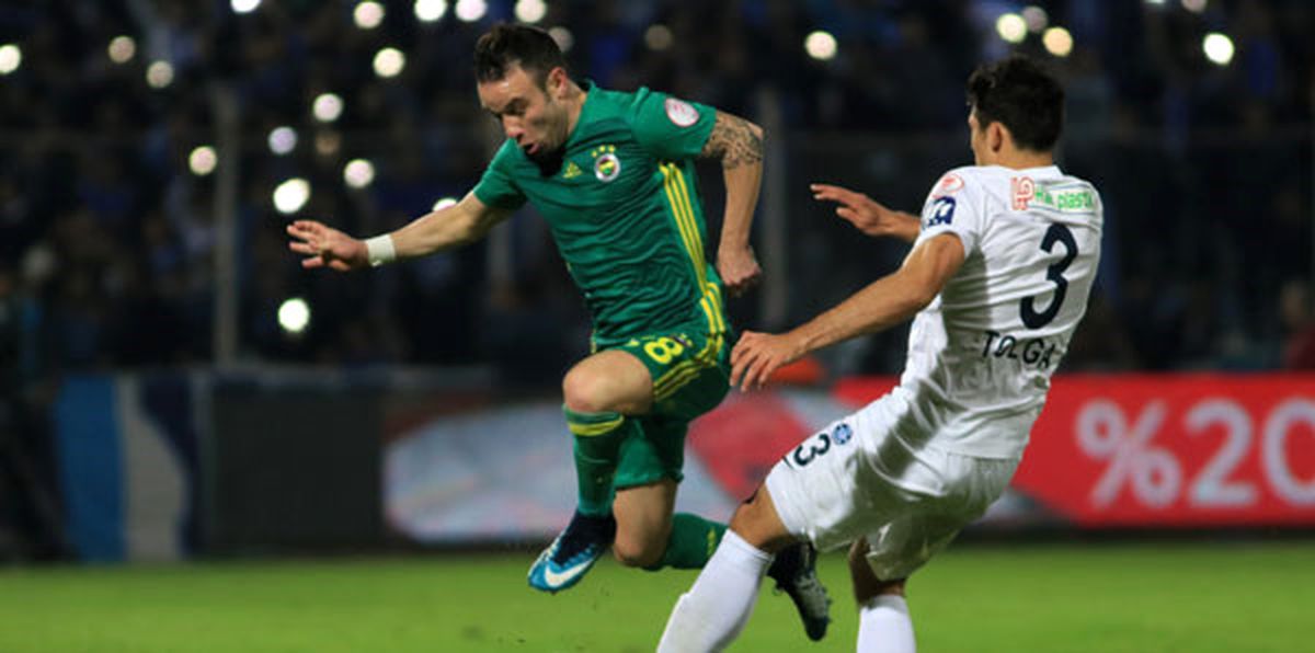 Valbuena Şov Yaptı, Kocaman\'a Mesajı Gönderdi