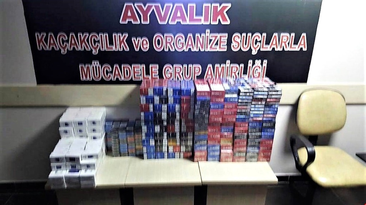Yaşlı Annesinin Evini Kaçak Sigara Deposu Yapmış