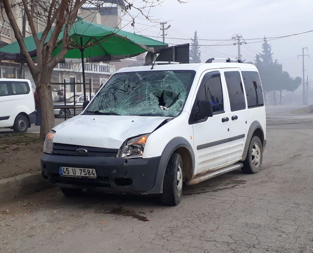 Yolun Karşısına Geçmek İsterken Hayatından Oldu