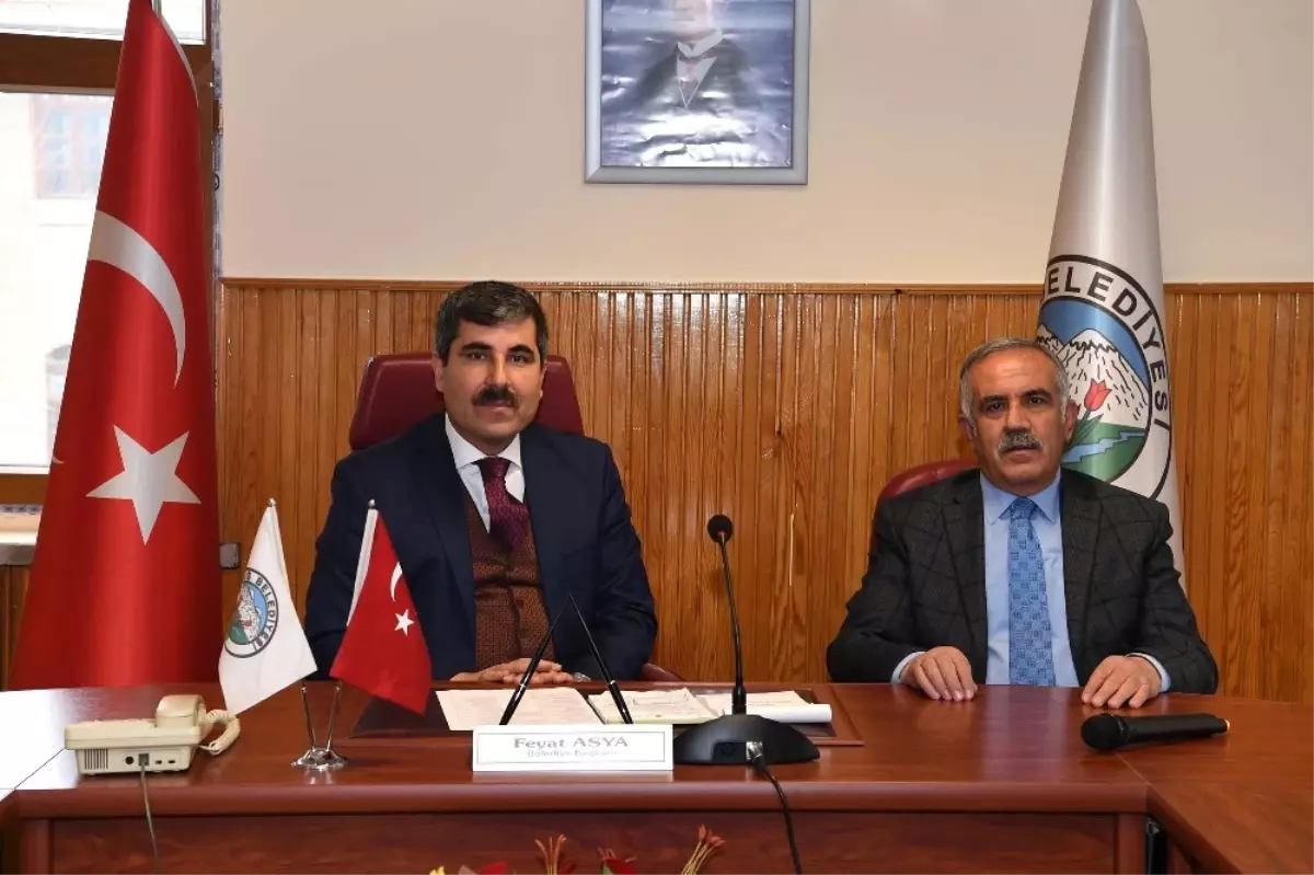 AK Parti Heyetinden Muş Belediyesine Ziyaret