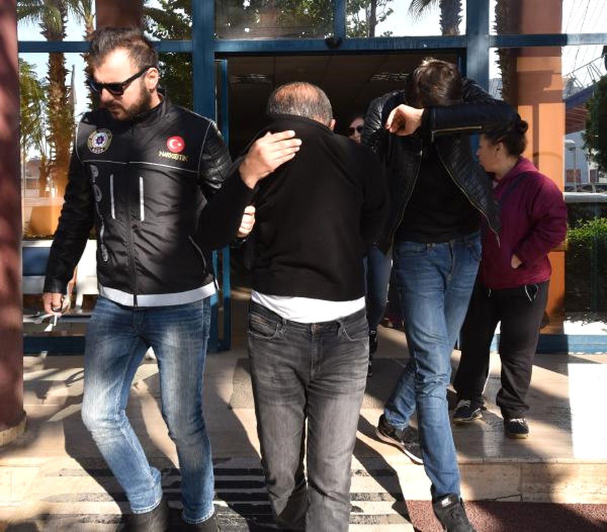 Antalya\'da Uyuşturucu Operasyonu: 7 Gözaltı