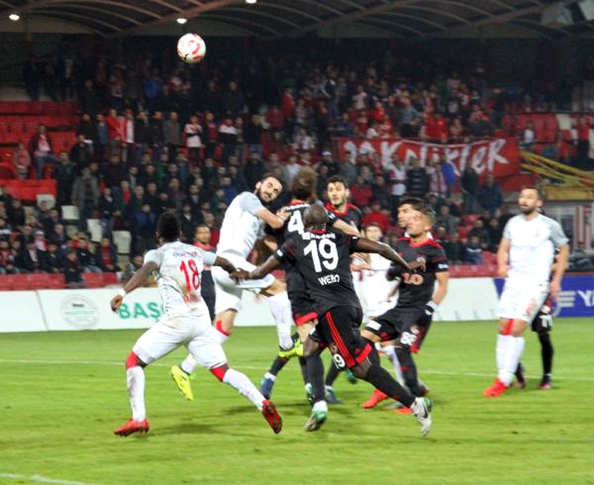 Balıkesirspor Baltok - Gazişehir Gaziantep (Fotoğraflar)