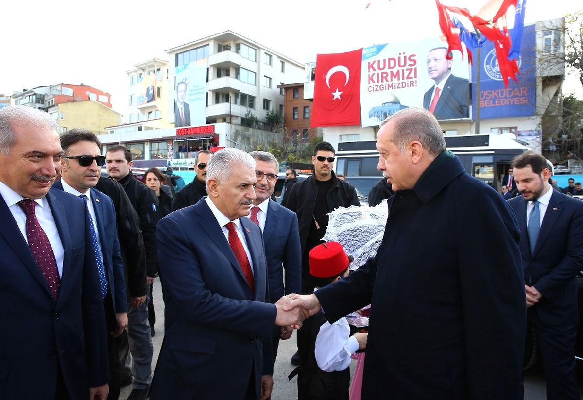 Başbakan Yıldırım Türkiye\'nin İlk Sürücüsüz Metro Hattının Açılışına Katıldı
