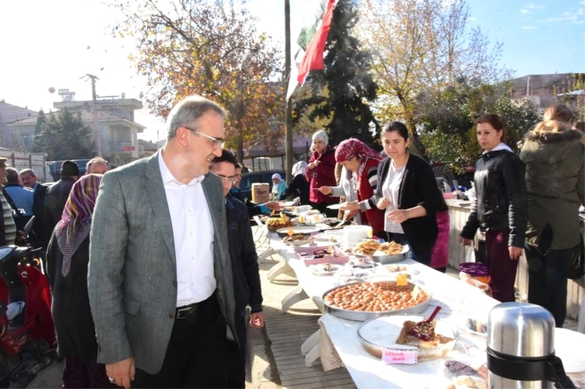 Başkan Karaçoban Kur\'an Kursu İnşaatı İçin Düzenlenen Kermese Katıldı