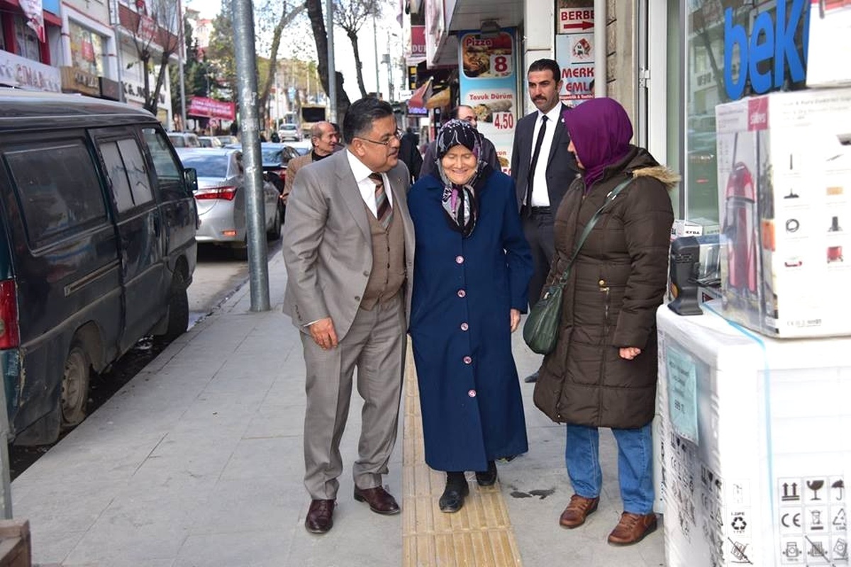 Başkan Yağcı\'dan Esnaf ve Vatandaş Ziyareti