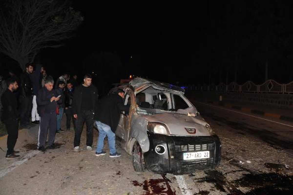 Gaziantep\'te Trafik Kazası: 1 Ölü, 5\'i Çocuk 7 Yaralı