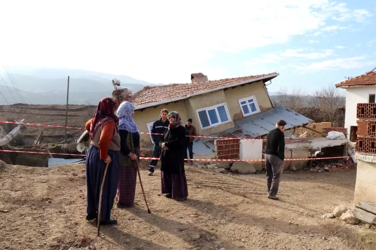 Göynük Belediye Başkanı Kemal Kazan: "Heyelan Bölgesindeki Vatandaşımızı Mağdur Etmeyeceğiz"