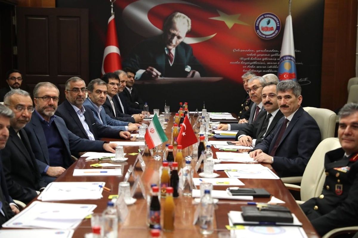 İran Heyeti Türkiye\'de