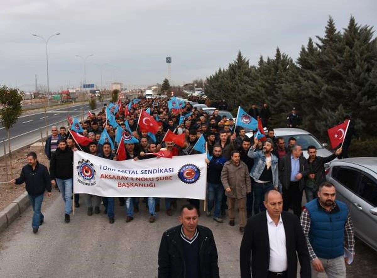 Kamyon Fabrikası İşçileri, Toplu Sözleşmede Uzlaşma Olmayınca Yürüdü