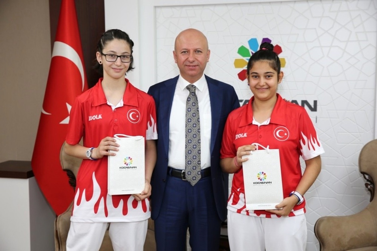 Kocasinan\'ın Milli Sporcusu Özge Yılmaz\'ın Büyük Başarısı