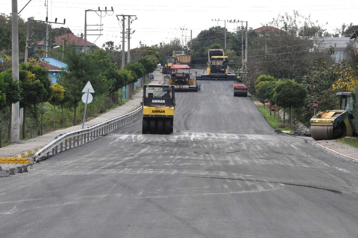 Körfez\'de Yollar Yenileniyor