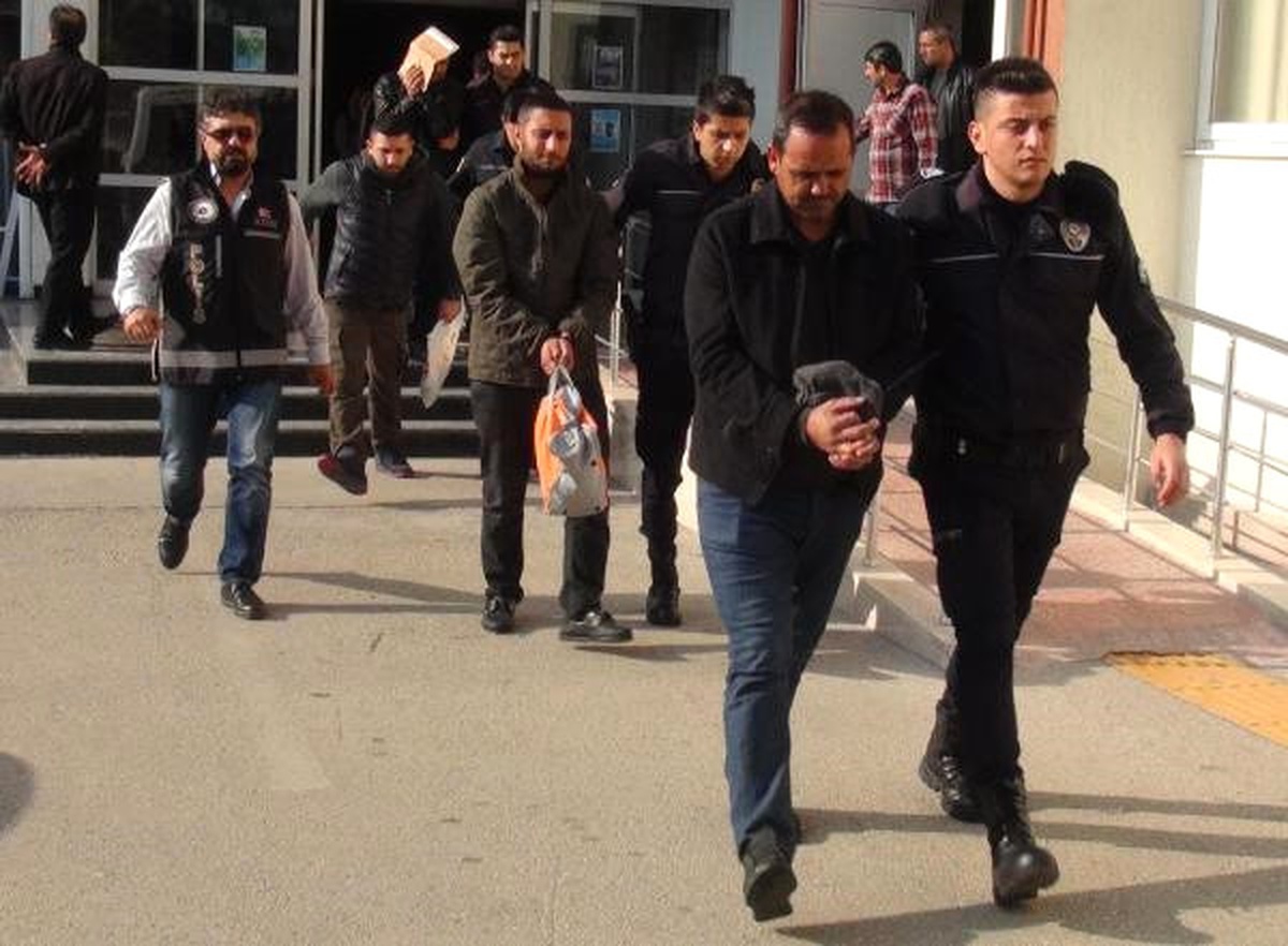 Mersin\'de \'Sahte Sağlık Raporu\' Şüphelisi 29 Kişi Adliyede