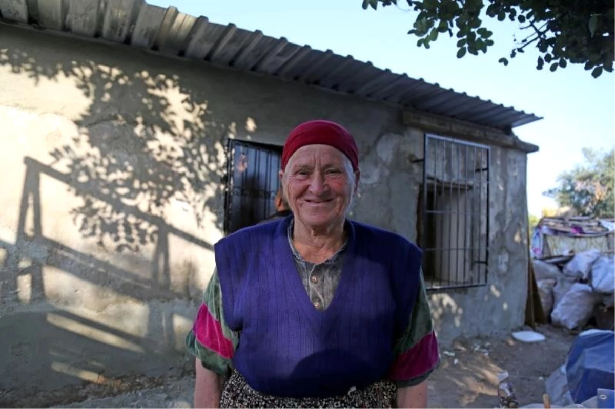 Mezitli Belediyesi, Yıkılan Evi Onardı