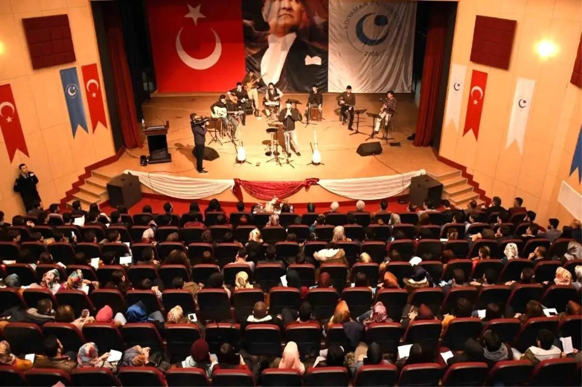 Müzikseverler Halk Müziği Ezgileri Konserinde Buluştu