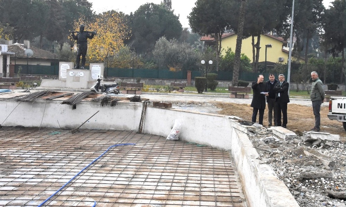 Nazilli\'de Cumhuriyet Parkı\'nın Çehresi Değişiyor