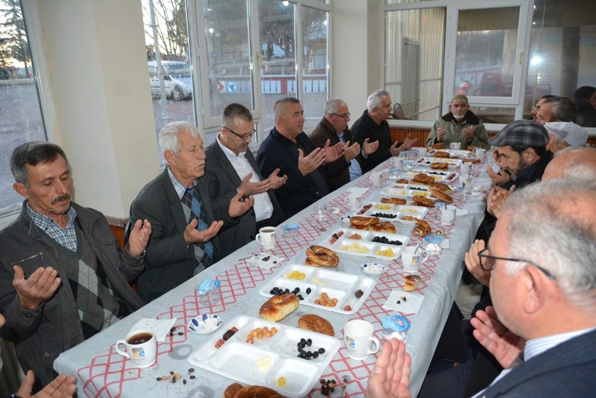 Özkan Yolağzı Sakinleriyle Buluştu
