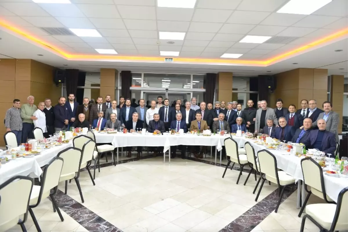 Rektör Elmas, Düşünce ve Dayanışma Platformu Üyeleriyle Bir Araya Geldi