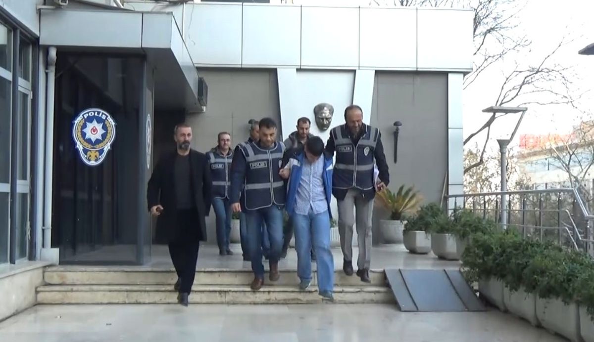 Telefonla Dolandırdığı Kişiyi İkinci Defa Dolandırmaya Geldiğinde Yakalandı