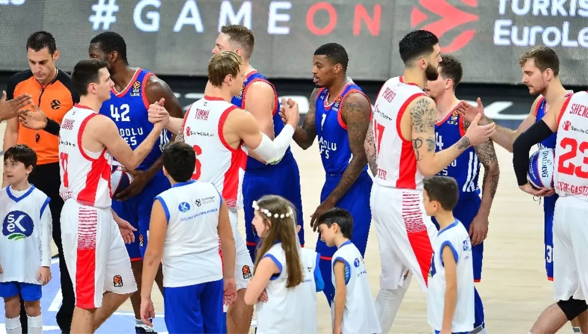THY Euroleague: Anadolu Efes: 81 - Baskonia Vitoria Gasteiz: 82