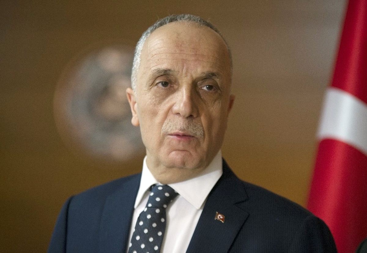 Türk-İş\'in 2018 Yılı İçin Asgari Ücret Talebi Bin 893 Lira
