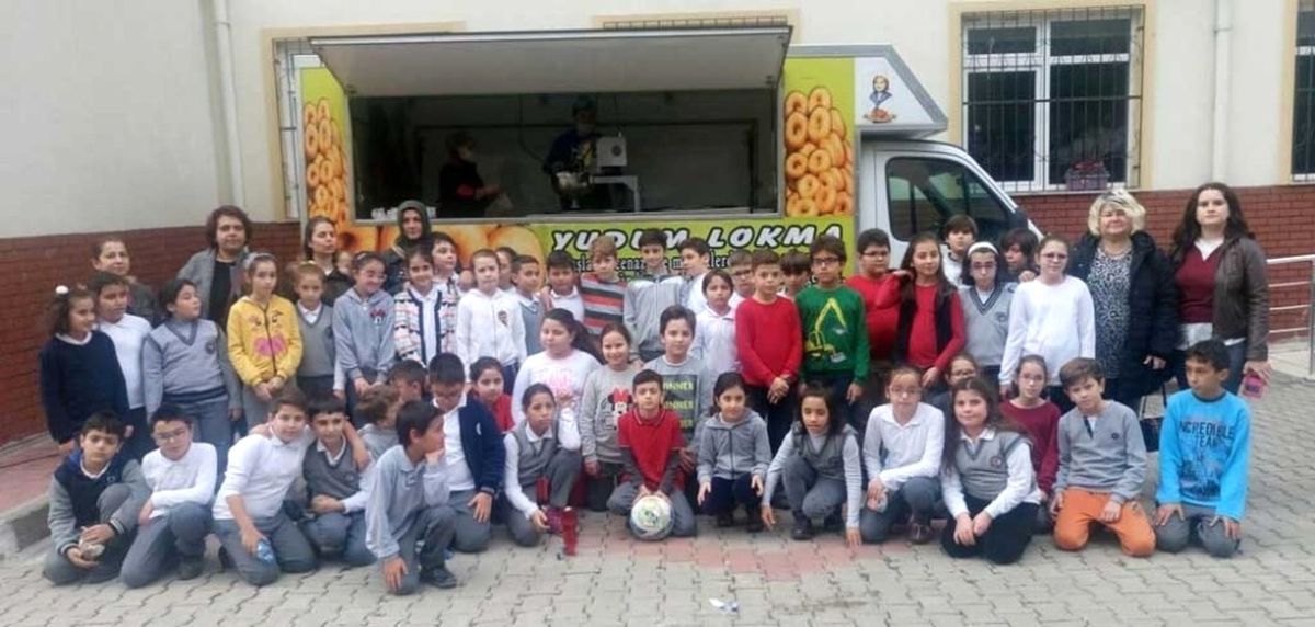 Yerli Malı Etkinliğinde Lokma Dağıttılar