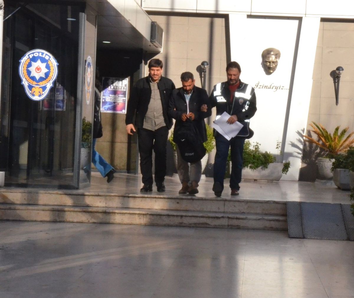 500 Bin TL Dolandıracakken Suçüstü Yakalandı