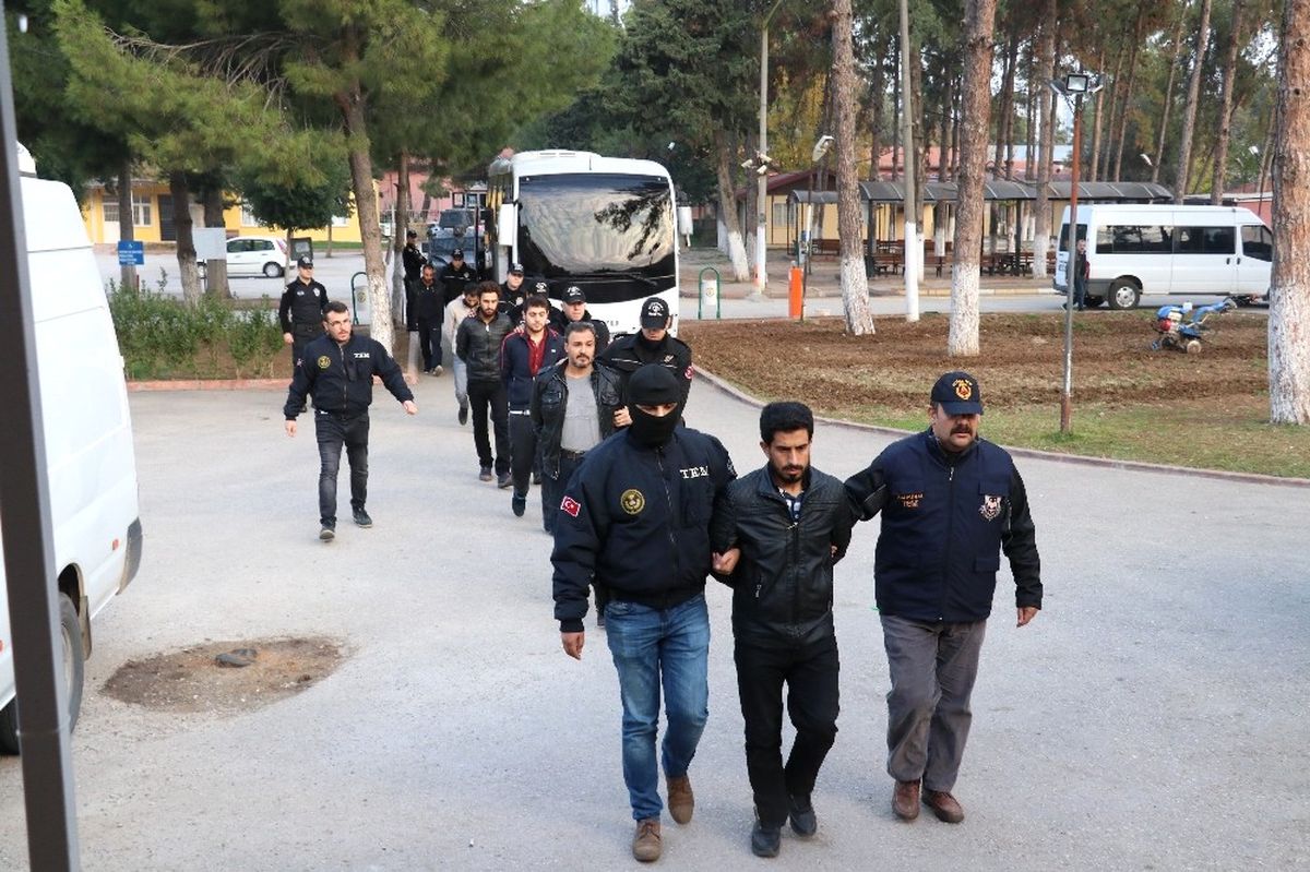 Adana\'da Deaş Operasyonu: 13 Kişi Adliyeye Sevk Edildi
