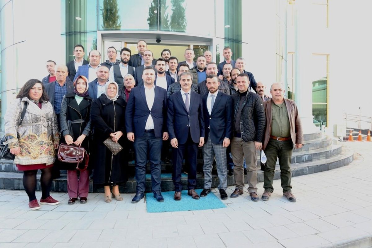 AK Parti Serdivan İlçe Başkanı Burak Erken\'den Alemdar\'a Ziyaret