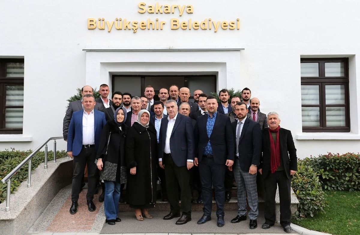 AK Parti Serdivan İlçe Başkanından Başkan Toçoğlu\'na Ziyaret