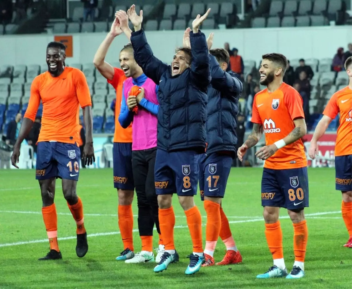 Başakşehir\'in Konuğu Antalyaspor