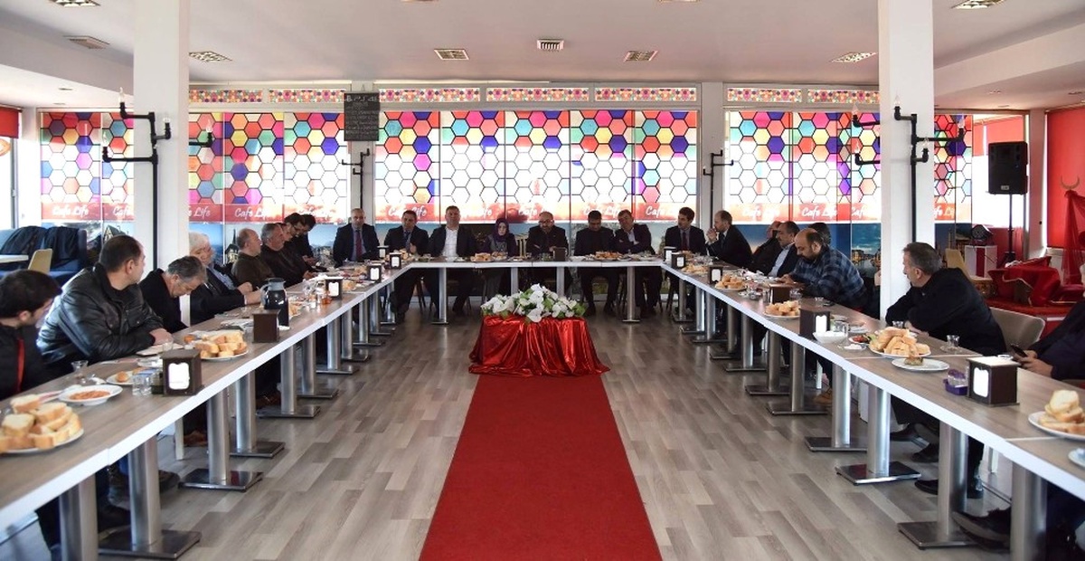 Başkan Üzülmez, Muhtarlarla Bir Araya Geldi