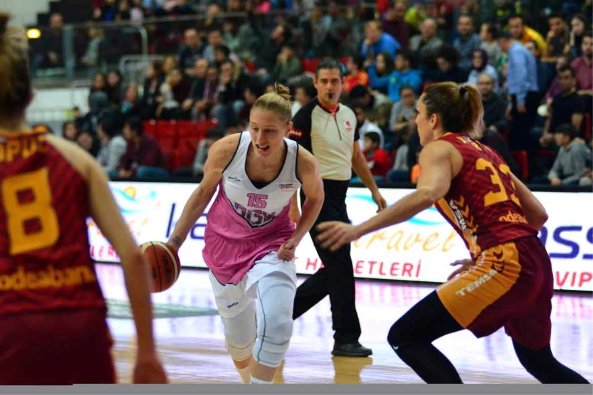 Bilyoner.com Kadınlar Basketbol Süper Ligi: Agü Spor: 72 - Galatasaray: 71