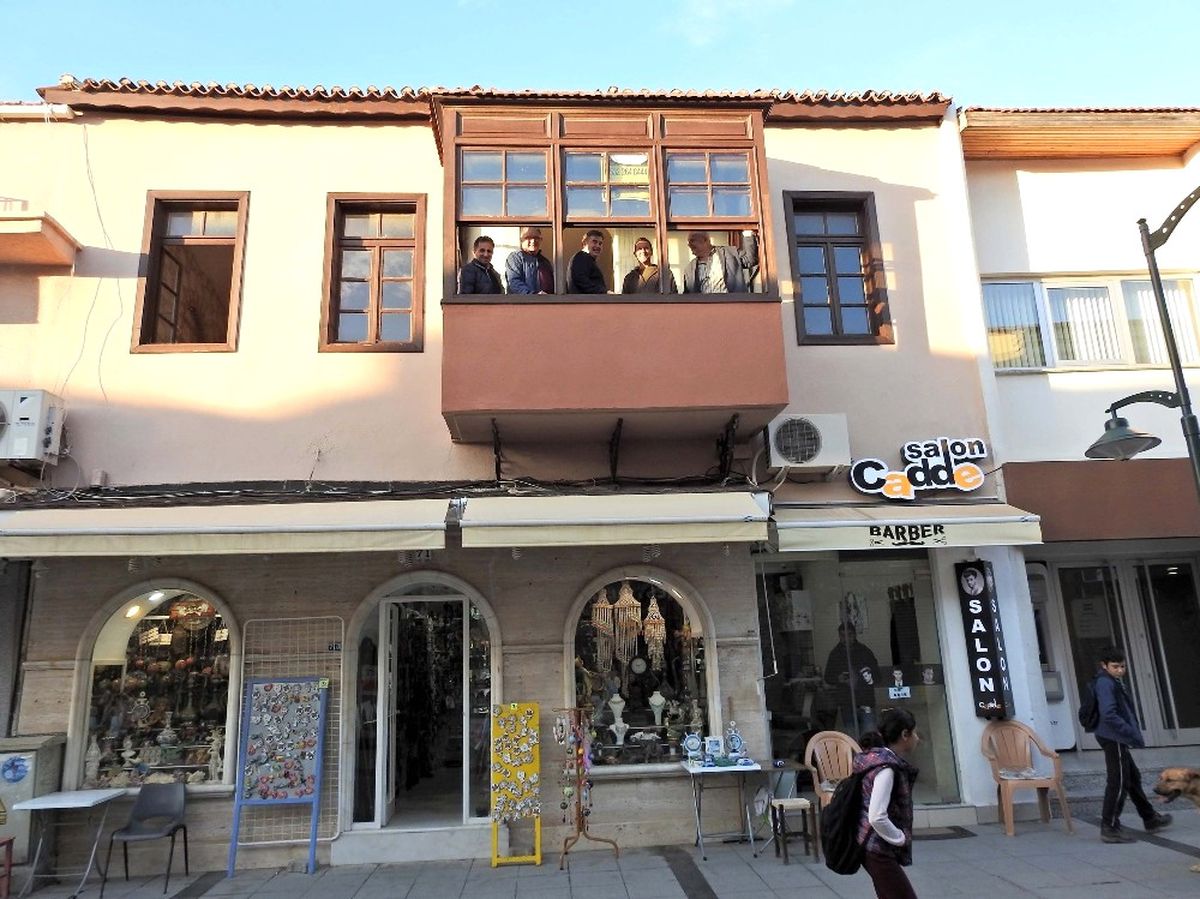 Çeşme Chp, Yeni Yılda Yeni Yerinde