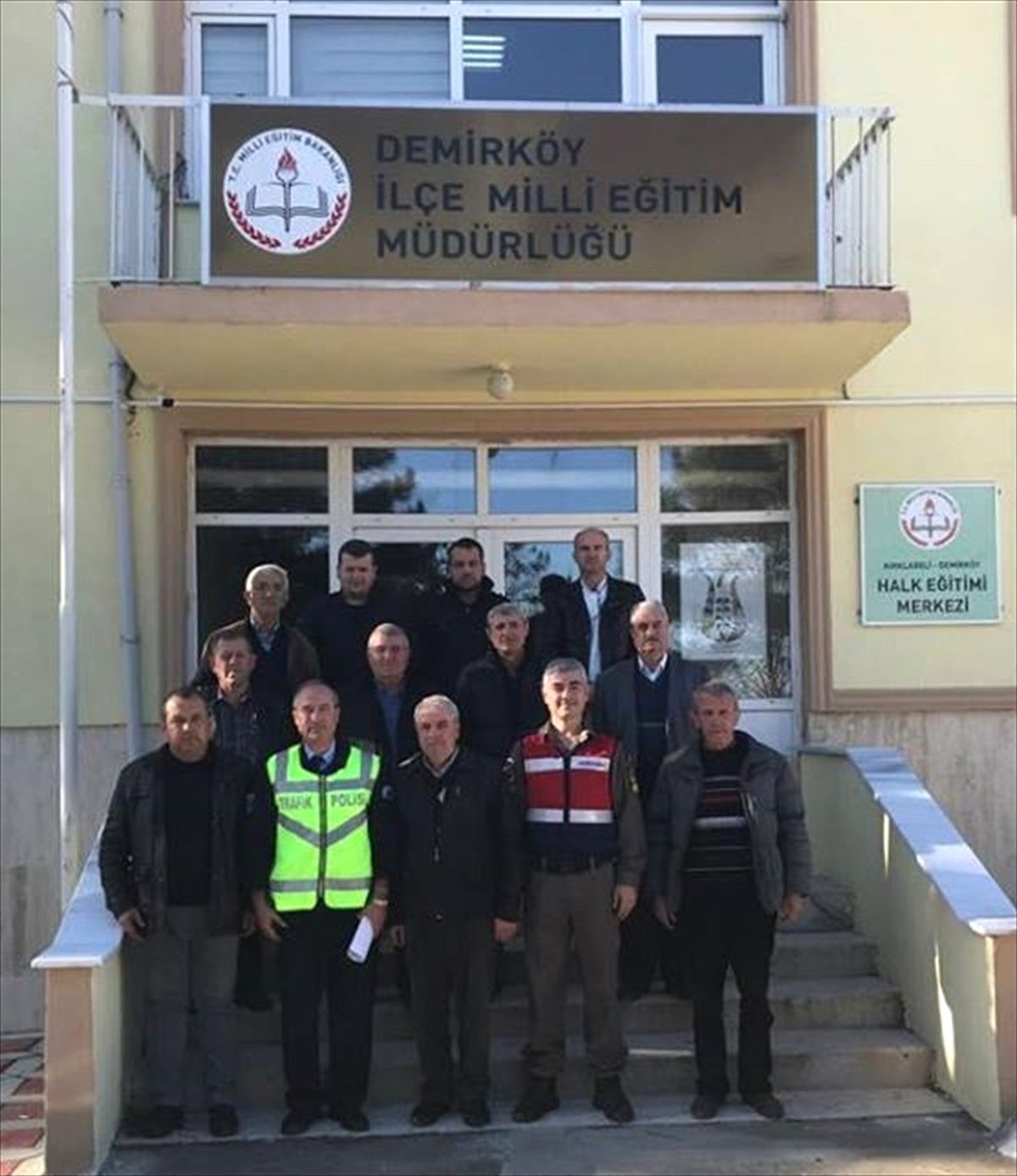Demirköy\'de Servis Şoförleri Bilgilendirildi