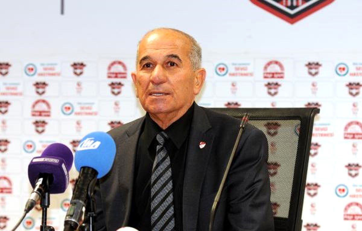 Denizlispor Teknik Direktörü Erginer\'den Ayrılık Sinyali