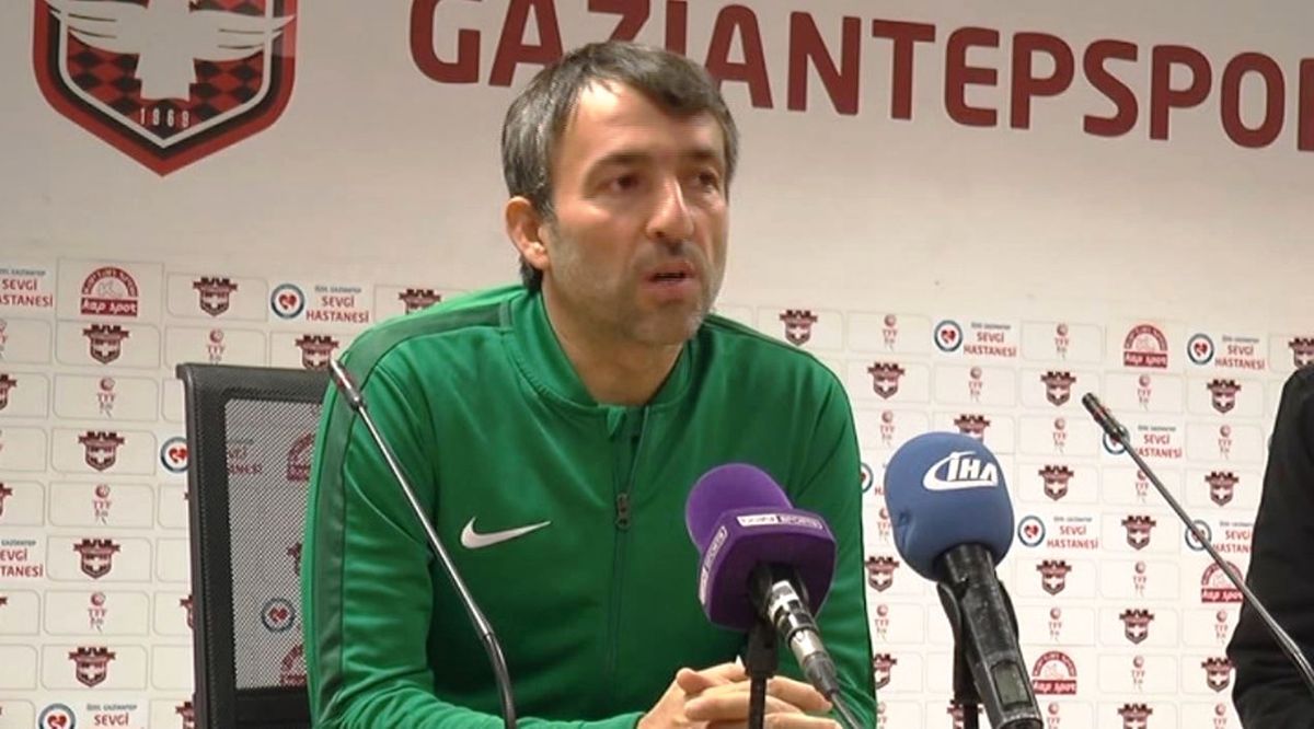 Denizlispor Teknik Direktöründen İstifa Sinyali