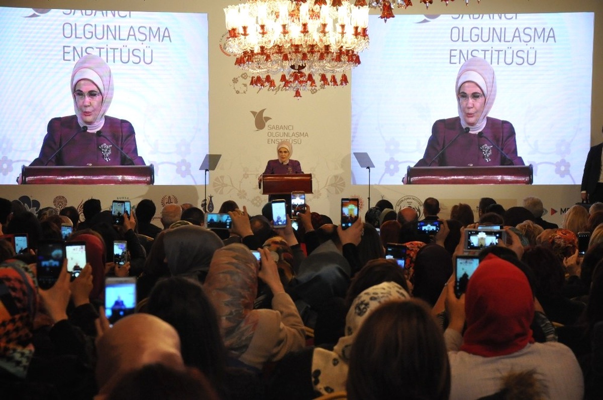 Emine Erdoğan: "Kültürümüzü, Geleneksel Sanatlarımızı Gelecek Nesillere Aktarmak Hepimizin Görevi"