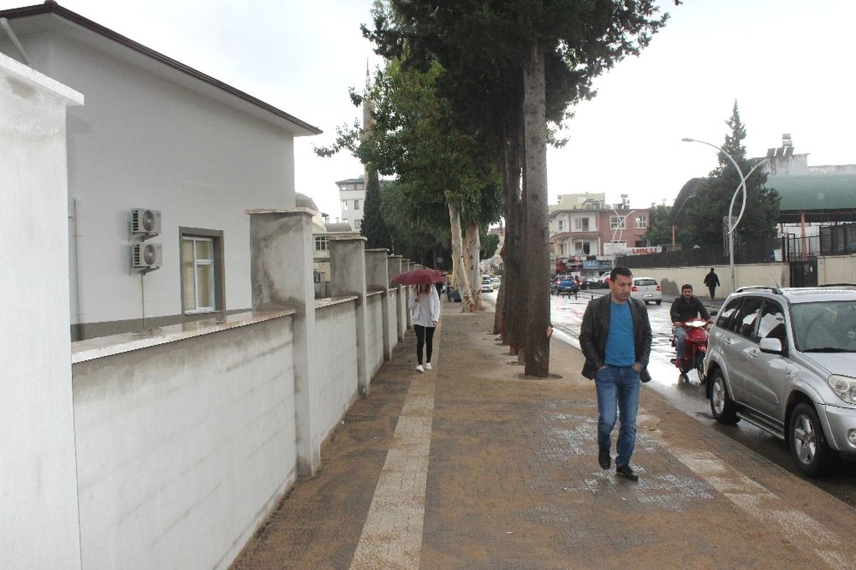 Genişleyen Kaldırım Kaza Tehlikesini Ortadan Kaldırdı