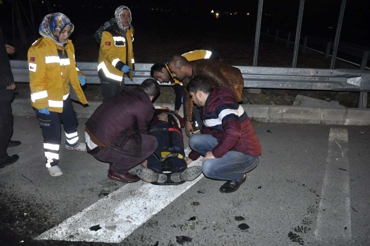 İki Otomobilin Çarpıştığı Kazada 1 Kişi Yaralandı