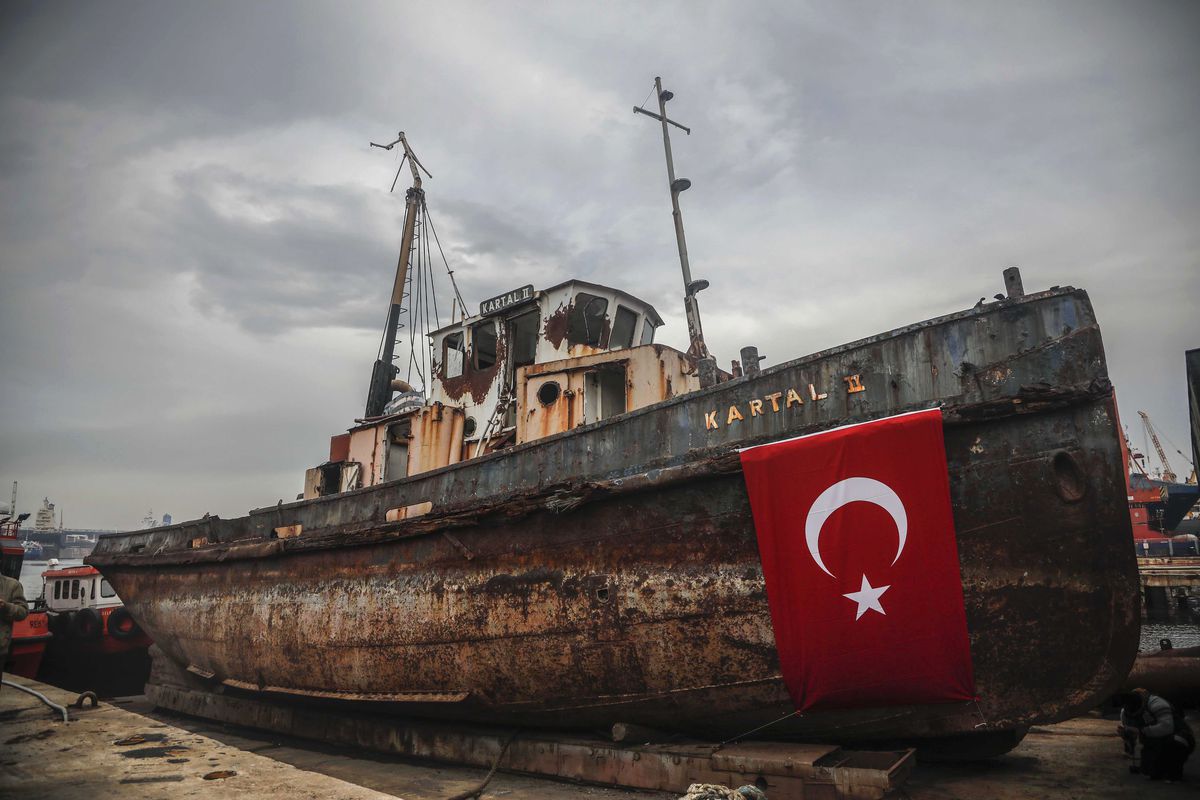 Kartal İstimbotu İzmir\'e Yakışır