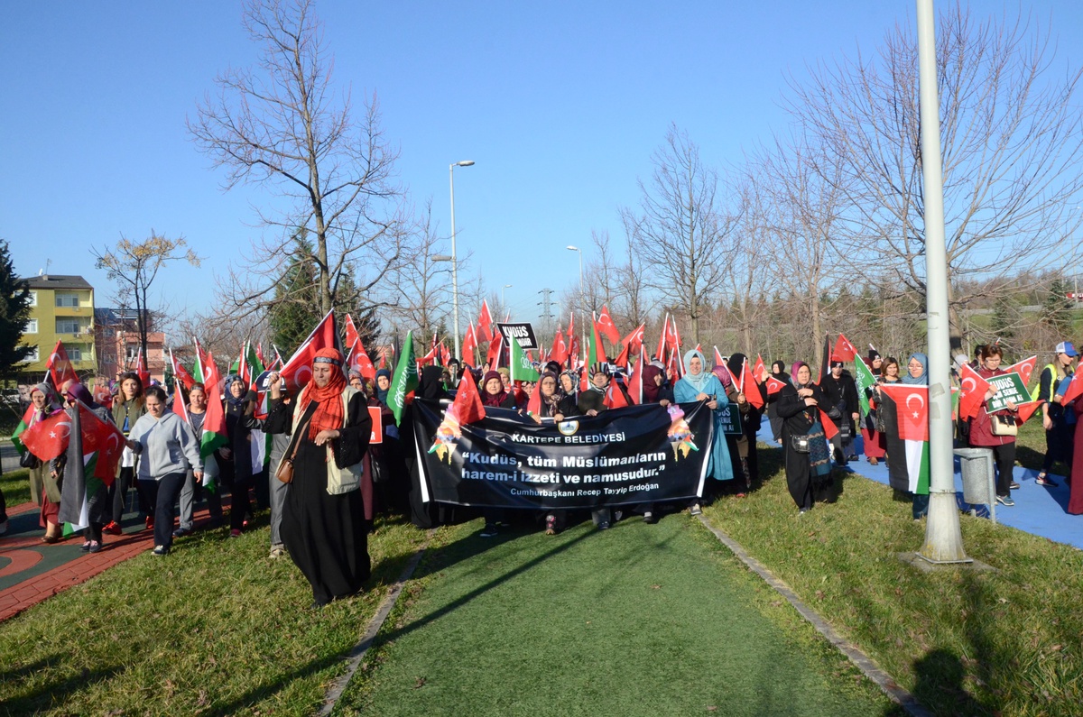 Kartepe\'den Kudüs\'e Destek Yürüyüşü